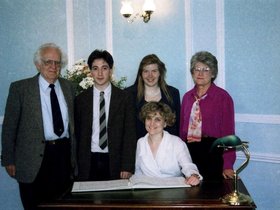 z1994-05-13-94-00050 registry office.jpg